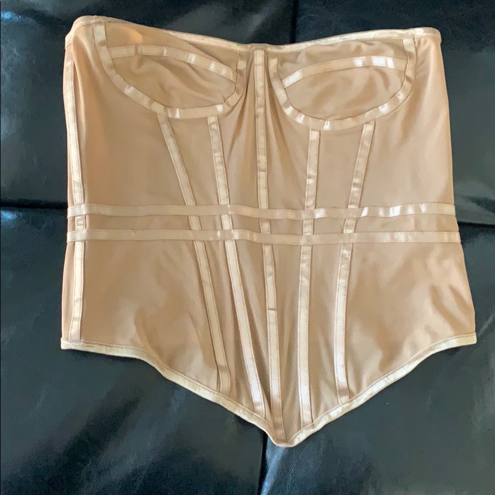 Fashion nova corset